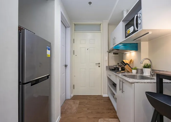 Amani 107b, 3 Minutes To Airport, With Gym & Pool ,fast Wifi, Free Netflix Lapu-Lapu City