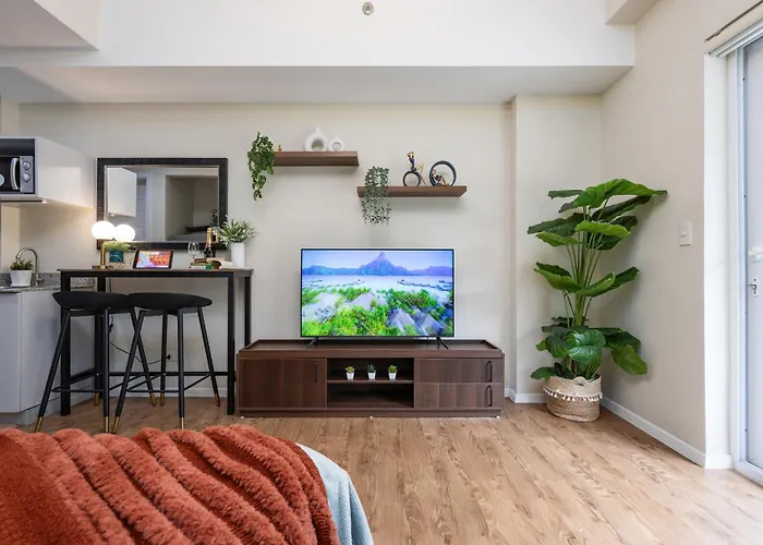 Apartment Amani 107b, 3 Minutes To Airport, With Gym & Pool ,fast Wifi, Free Netflix *