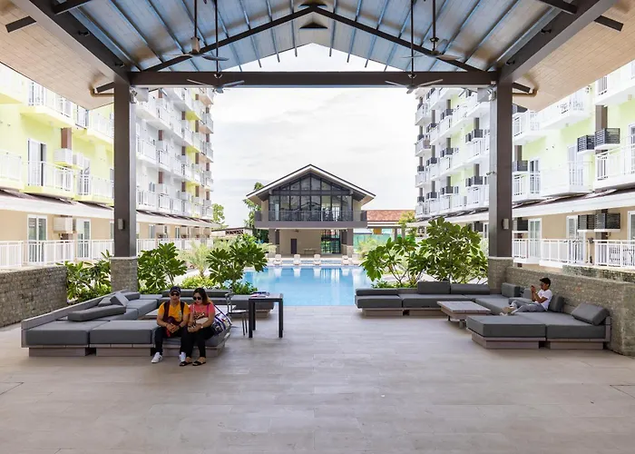 Amani 107b, 3 Minutes To Airport, With Gym & Pool ,fast Wifi, Free Netflix Apartment Lapu-Lapu City